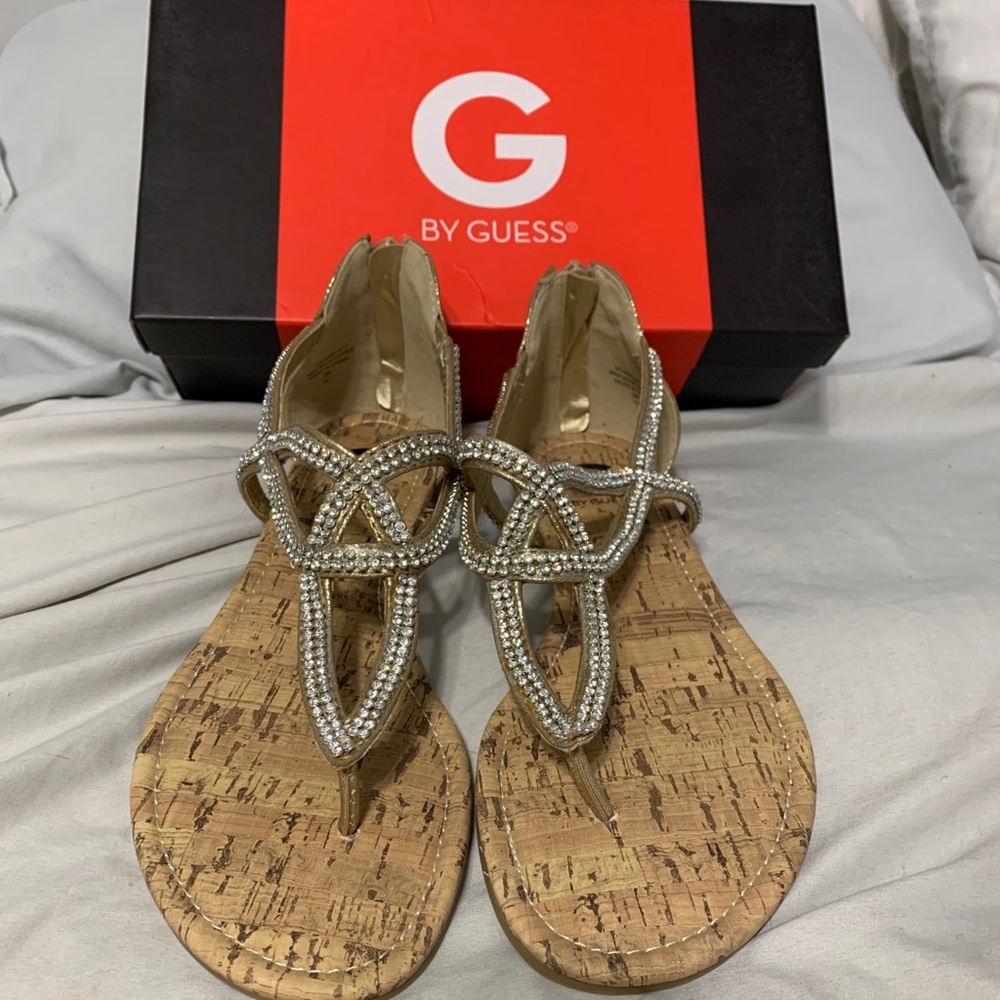 Guess women’s Jamila bling Sandals sz 9